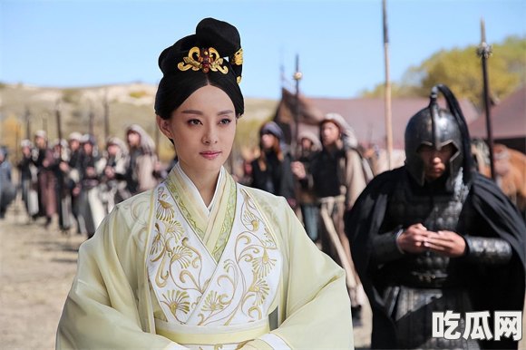 温婉“洗白”直播意外，网友反应负面！